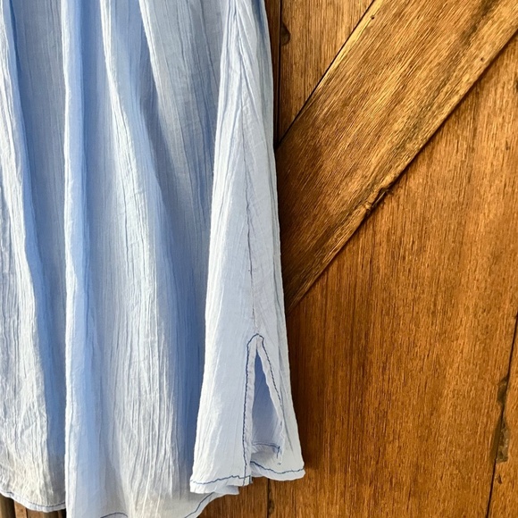 Free People We The Free Button Down Oversized Float Away Shirt Blue Size XS NWOT - Picture 5 of 9